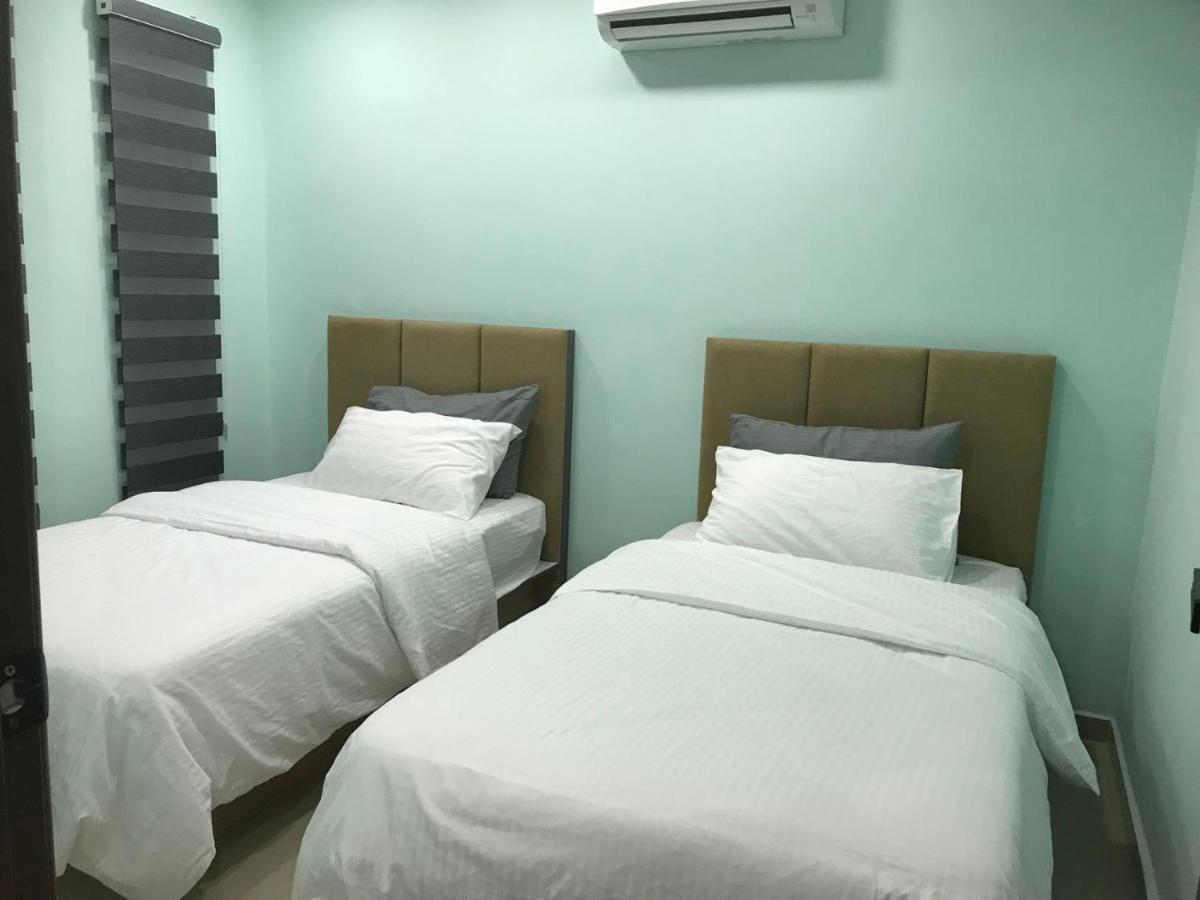 Homestay Stardow~星窗名宿~ 조호르 바루 외부 사진
