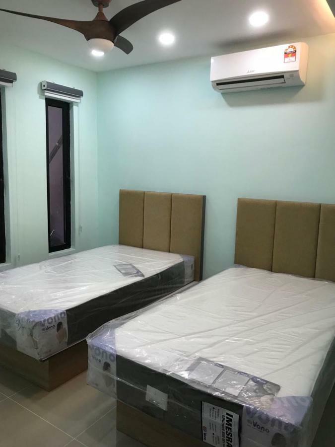 Homestay Stardow~星窗名宿~ 조호르 바루 외부 사진