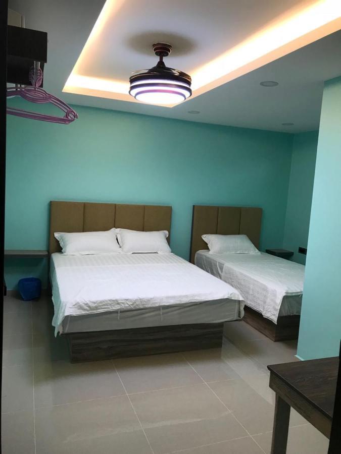 Homestay Stardow~星窗名宿~ 조호르 바루 외부 사진